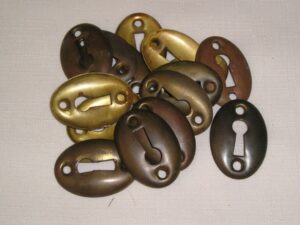Keyhole Covers