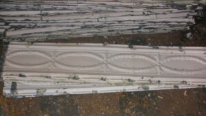 Olive Branch Ovals Tin Border