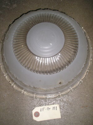 Ribbed Interior Globe