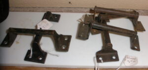 Plain Iron Cylinder-style Pulls