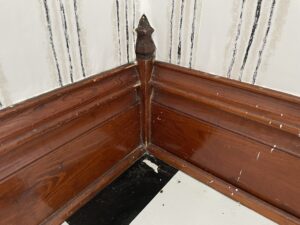 Pine/Fir Baseboard Corner